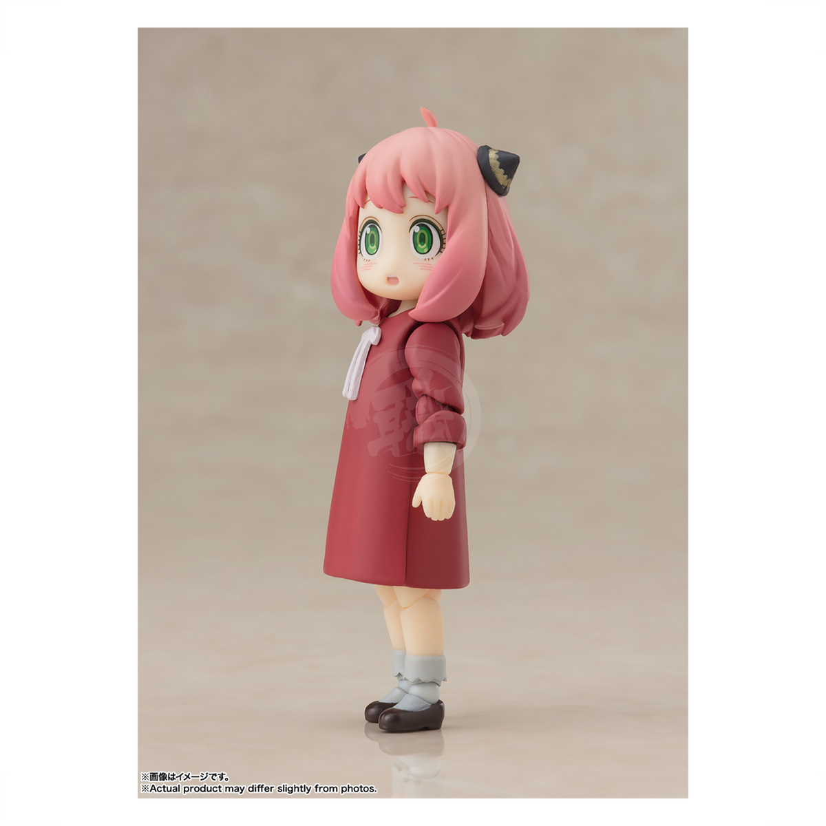 Bandai S.H.Figuarts Anya Forger figure in a different color version, detailed view of the collectible character figure.