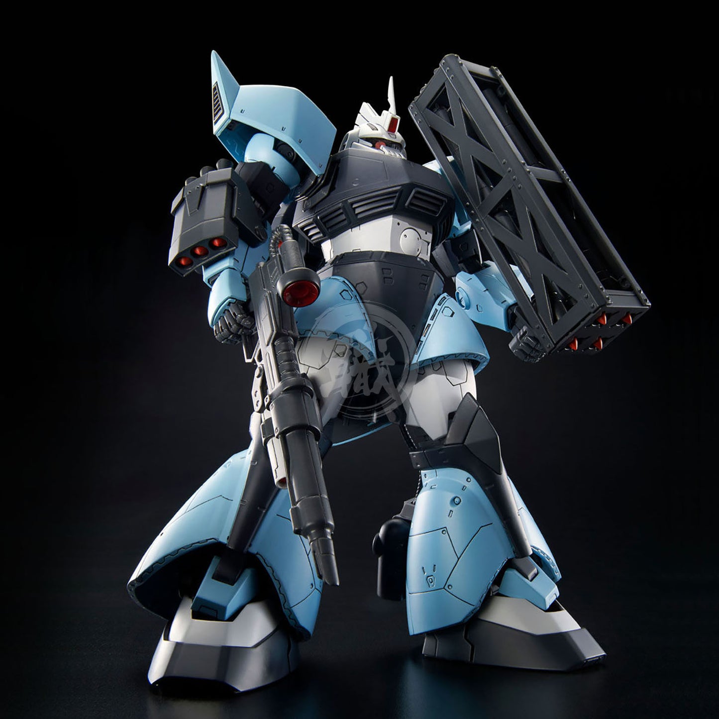 Bandai MG Gelgoog Ver. 2.0 High Mobility Type model kit with detailed parts and Uma Lightning Custom design, ready for assembly.