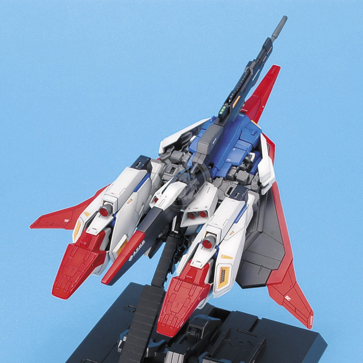 Bandai MG Zeta Gundam Ver. 2.0 model kit assembled figure with detailed armor and poseable joints.