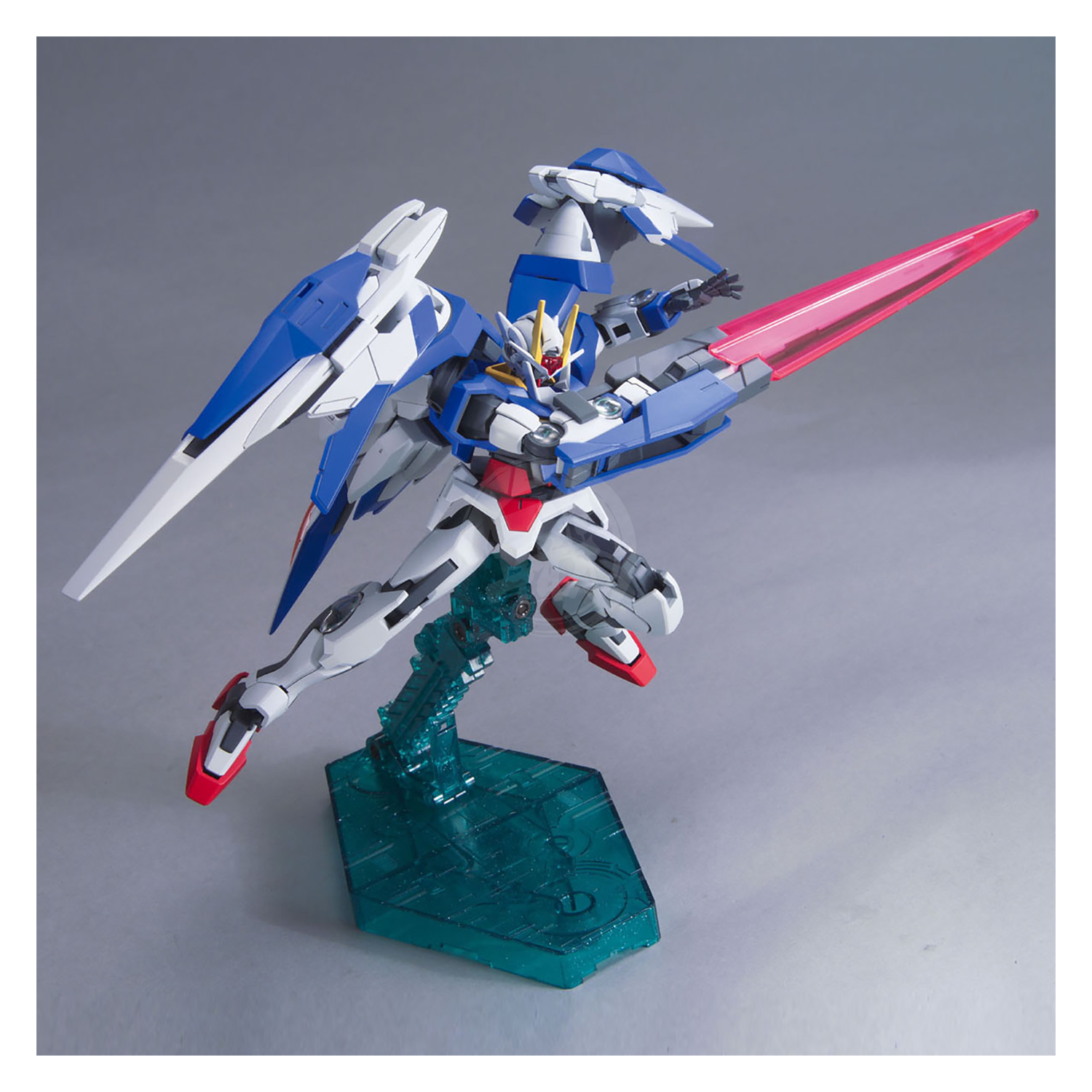 Bandai - HG 00 Raiser + GN Sword III - ShokuninGunpla