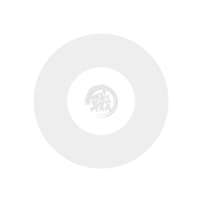 GSI Creos Super White paint in a container, showcasing the bright white color and smooth texture of the product.