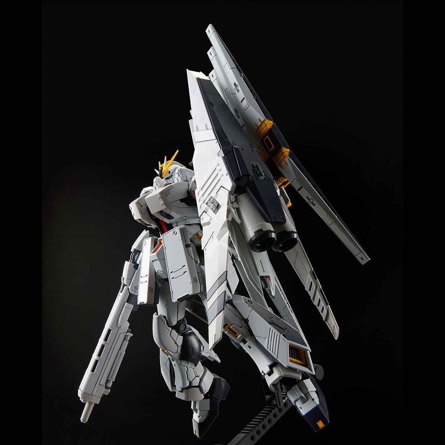 Bandai - RG Nu Gundam [H.W.S] [Damaged Box] - ShokuninGunpla