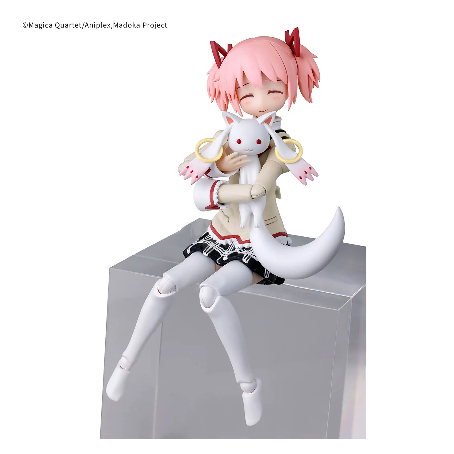 30MP Madoka Kaname model kit in school uniform by Bandai, featuring detailed character design and vibrant colors.