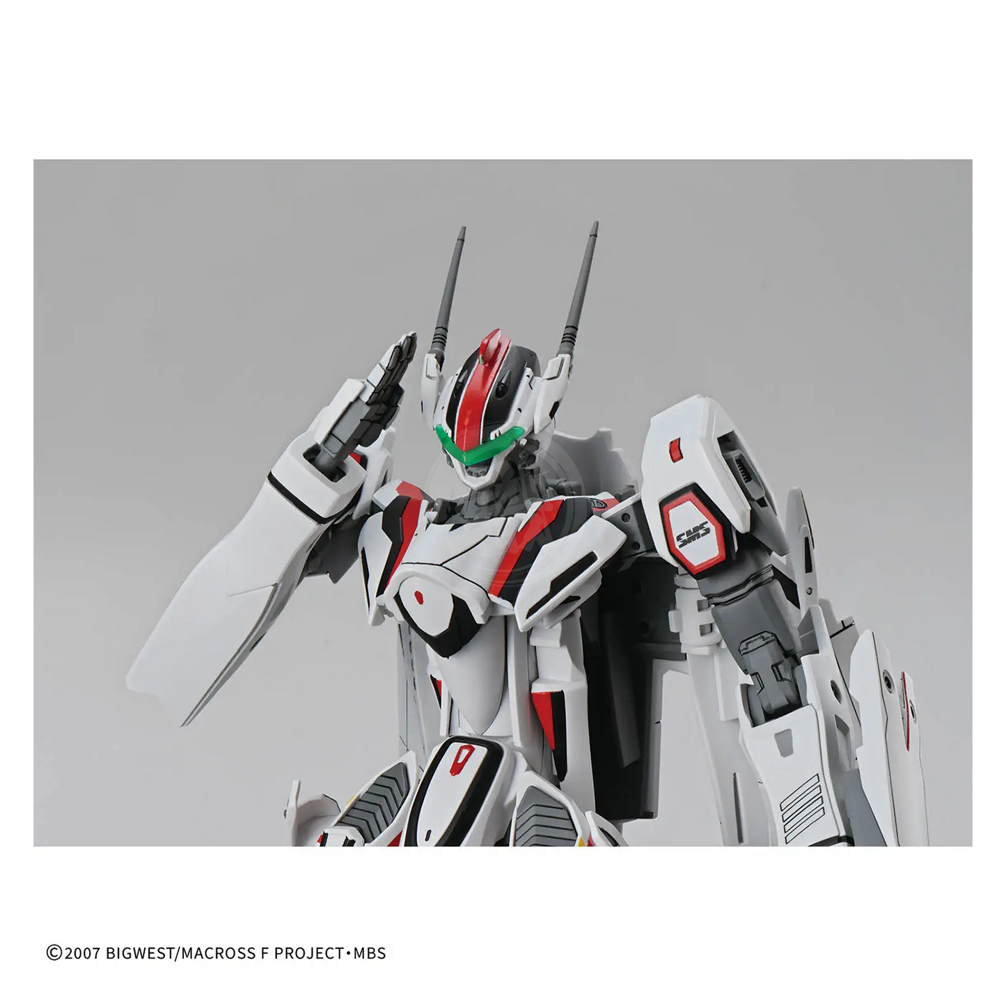 Bandai HG VF-25F Messiah Valkyrie Alto Custom model kit with detailed fighter jet design and vibrant color scheme.