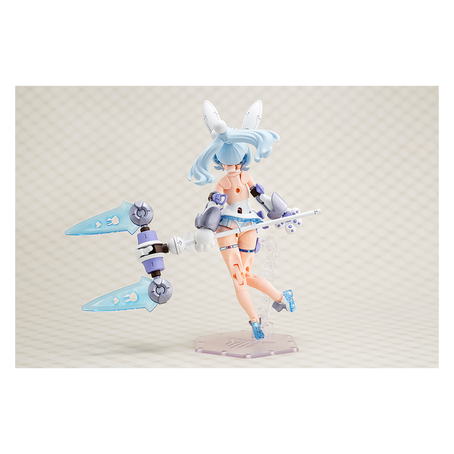 Kotobukiya Puni Mofu Yuki Tu model kit featuring a cute, plush-like character with detailed paintwork and assembly parts.