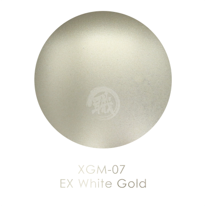 Gundam Marker EX White Gold by GSI Creos, a coloring tool with white gold ink, shown on a model kit part.