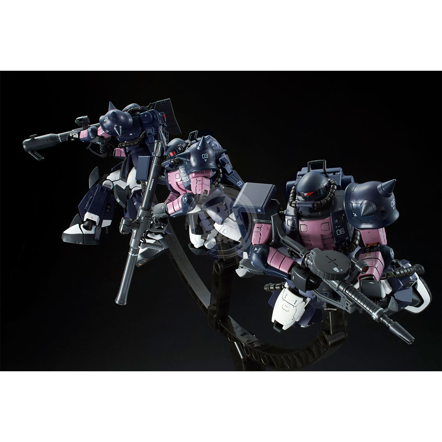 RG Zaku II High Mobility Type [Black Tri-Stars] [Set of 3 w/ Triple Action Base] - ShokuninGunpla